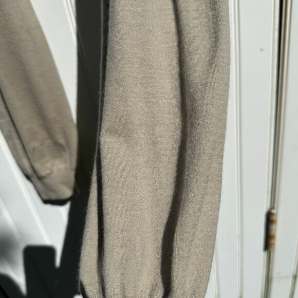 Frenckenberger 100% Cashmere Leg Warmers Chalk One Size NWOT $485 Retail - Picture 5 of 9